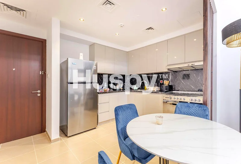 Two Parking | Fully Upgraded | Furnished63951282726787114