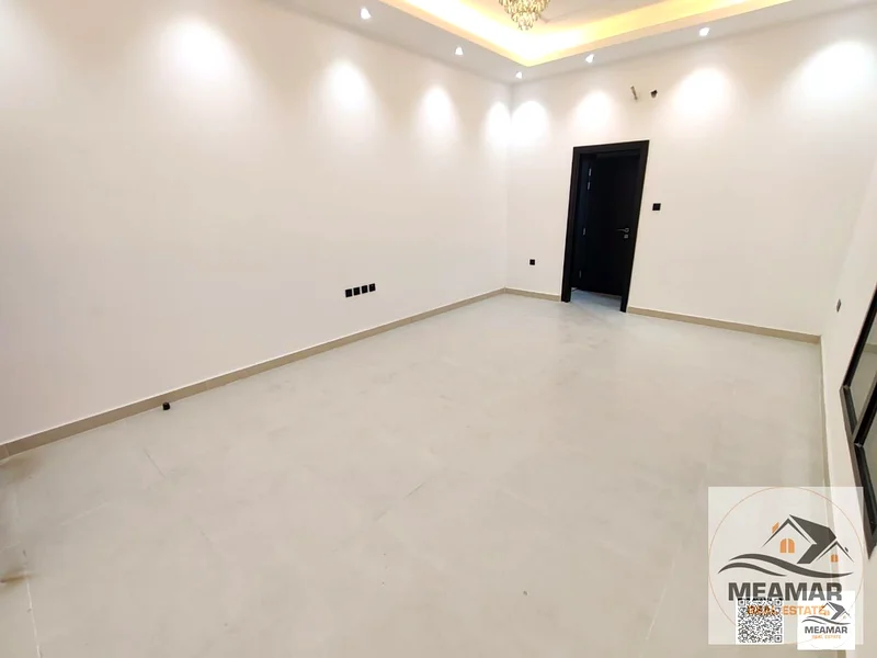 فيلا للإيجار مع خزانة حائط وسقف في موقع متميز63719964368131114