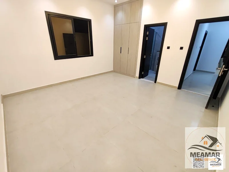 فيلا للإيجار مع خزانة حائط وسقف في موقع متميز63719964368131113
