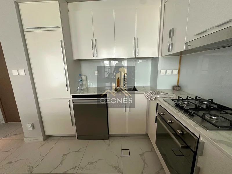 Fully Furnished, U Shape Kitchen, Ready To Move In63804451561090112