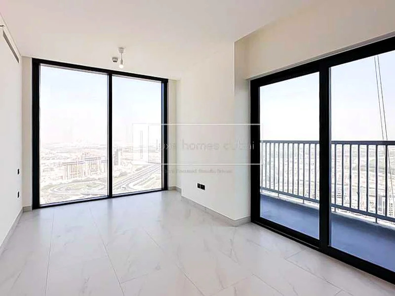 جديد بالكامل | شقة واسعة من 3 غرف نوم | طابق عالٍ63758843765634114