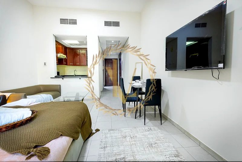 بجوار المترو - شقة استوديو واسعة في ديسكفري جاردنز - الشارع 3 - قريبة من المارينا63817693920899113