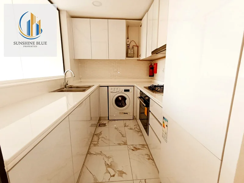 واسع ومشرق مع أجهزة مطبخ63731923037057112