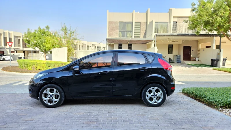 فورد فيستا - بقيادة سيدة - بيع عاجل63699039521281114
