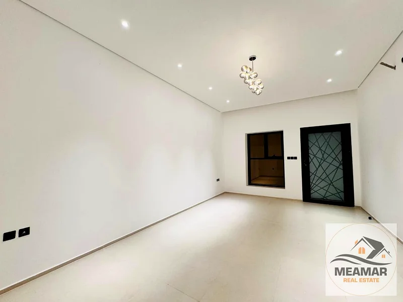 Villa for sale directly from the owner, including registration and ownership fees, 100% bank financing63910644867458113