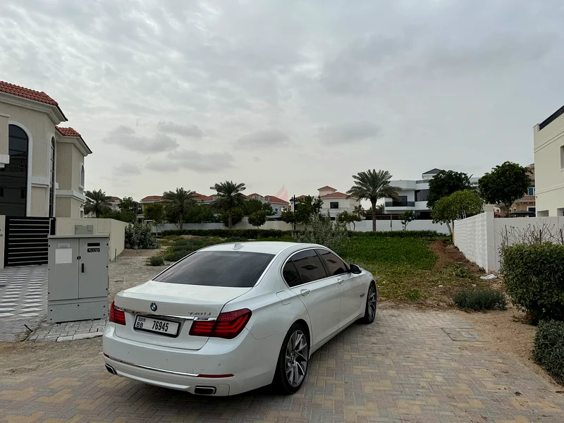 740li 2015 ضمن الضمان63699047641347111
