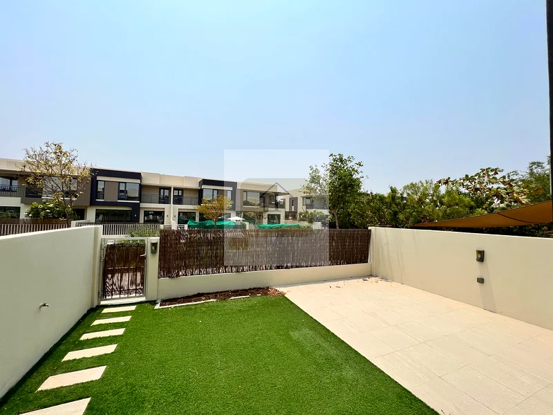 4 Bed plus Maid | Park Facing | Ready to move | M Type63754831029890114
