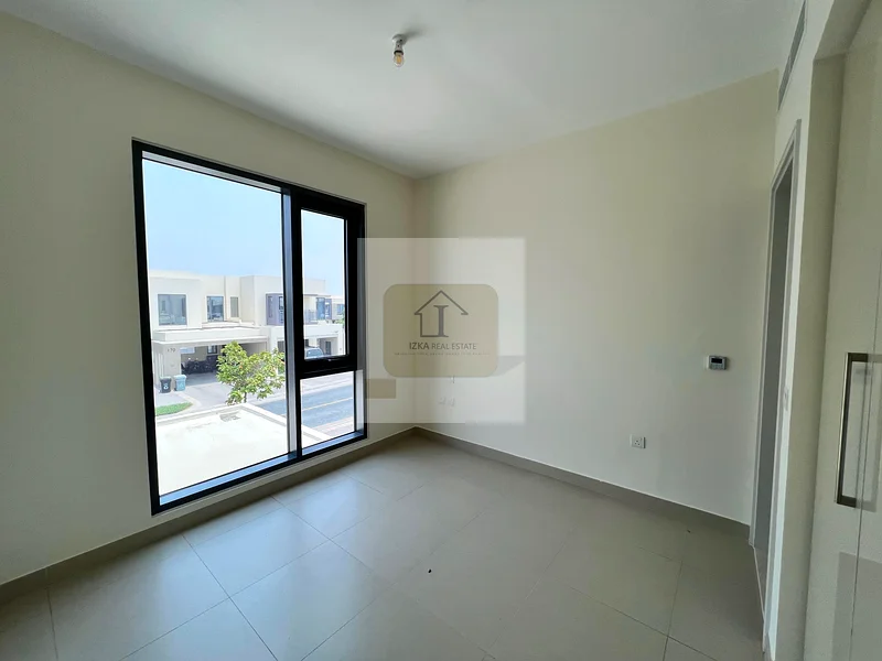 4 Bed plus Maid | Park Facing | Ready to move | M Type63754831029890111