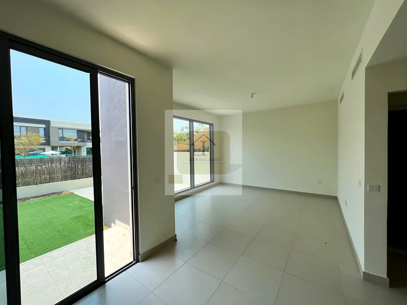 4 Bed plus Maid | Park Facing | Ready to move | M Type63754831029890110