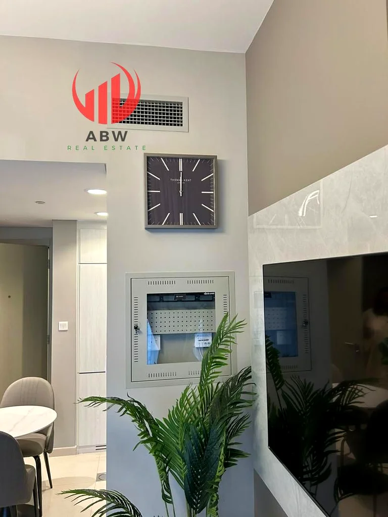 Near Metro | Luxury | Furnished | Great Layout63793189192323114