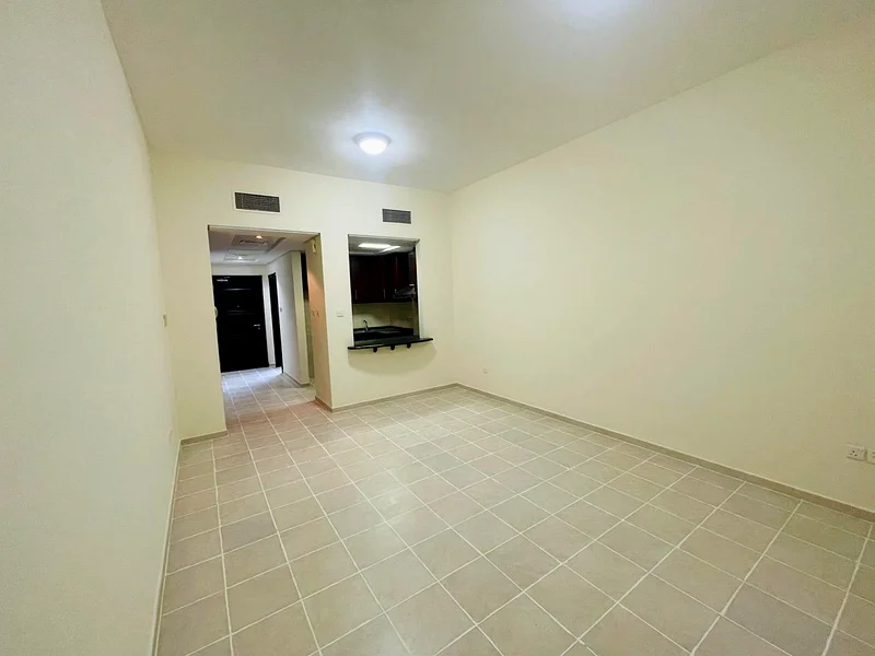 READY TO MOVE UNFurnished STUDIO MED 58 | Prime Location63730891753219112