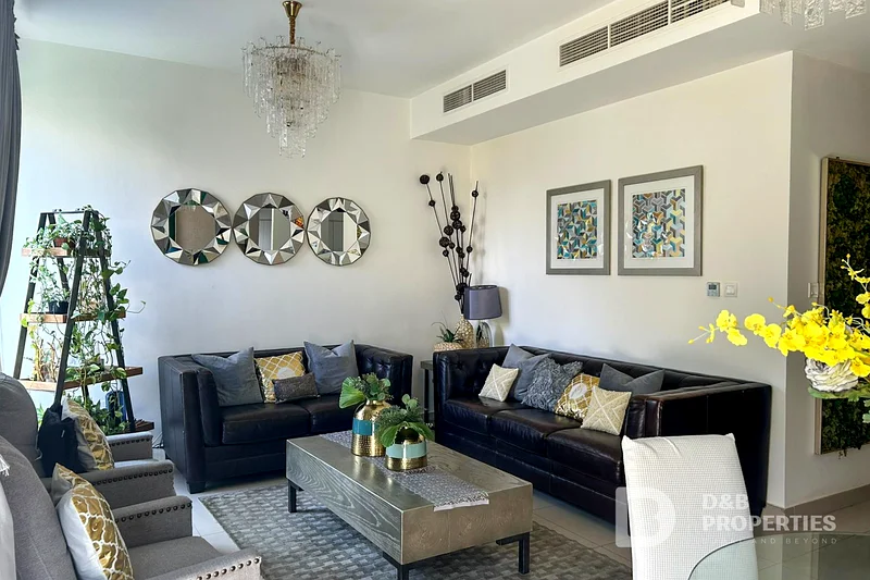 Large Layout | Vacant Now | Corner Unit63761147897219111
