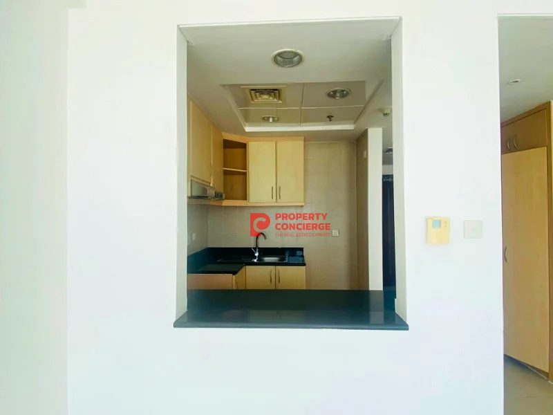 Upgraded I Spacious I Studio with Balcony63725654558850112