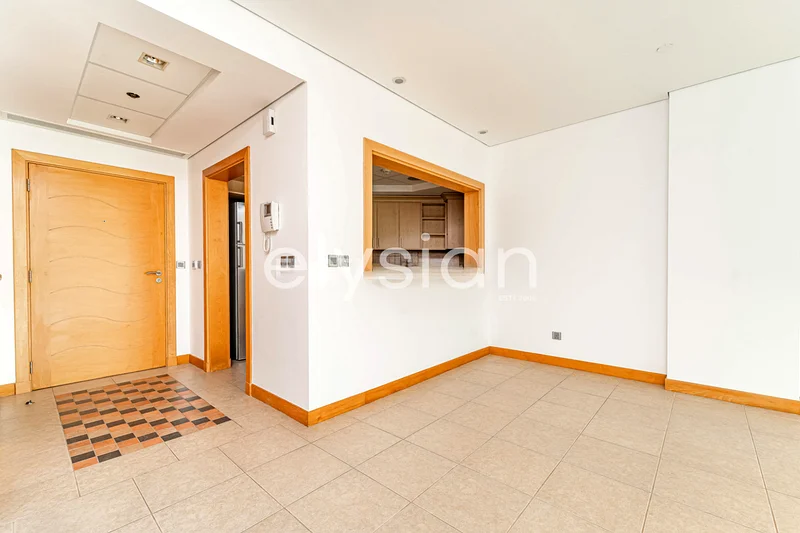 Sea and Burj View | Beachfront | High Floor64009545768577113