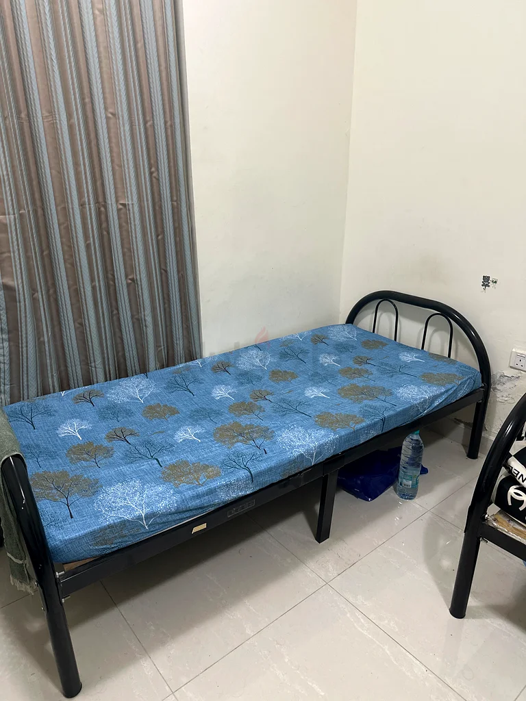 مساحة سرير بكالوريوس في مبنى ماي63797397762817110