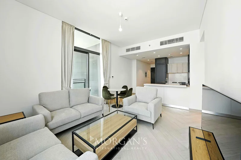Vacant | Mid-Floor | Ready to Move | Open View64016044056195113
