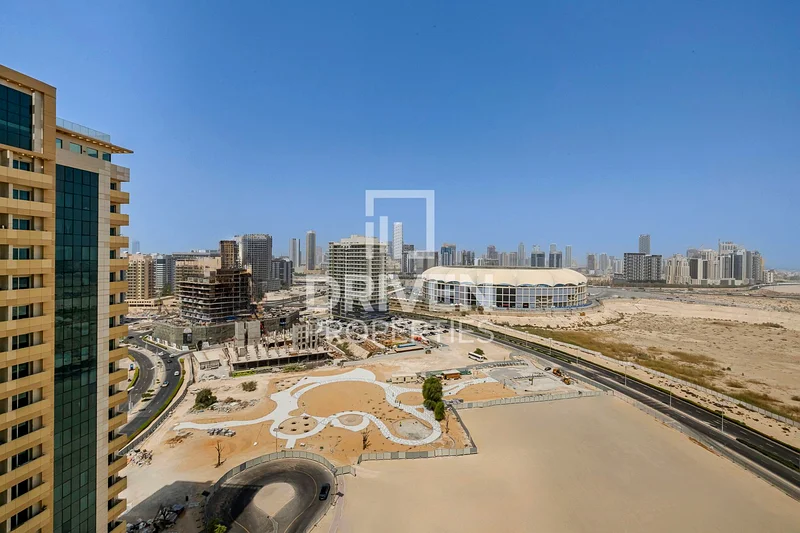 Bright Studio | Great Location | High Floor63734443267202110