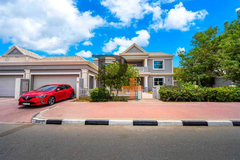 Huge Family Home, Low Price – Must See Today!63724503682178110