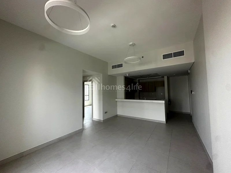 2 BHK | Corner Unit | Large Balcony | No Agents64043126167425113