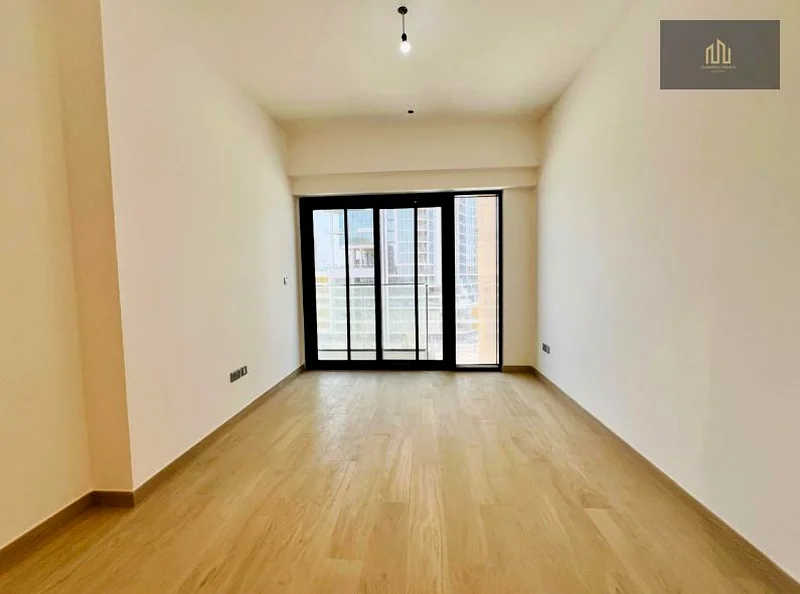 Chiller Free | Kitchen Appliances | Spacious | Vibrant Living | High End Amenities63802112989698111