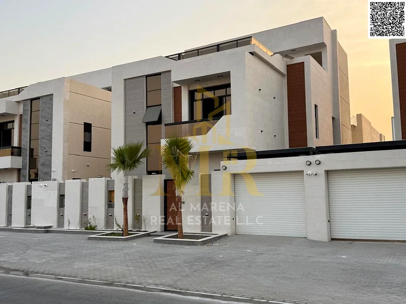 فرصة ذهبية لامتلاك فيلا ركنية جميلة، ملكية تامة لجميع الجنسيات. السعر يشمل الكهرباء والماء وتكييف الهواء.63883873976067110