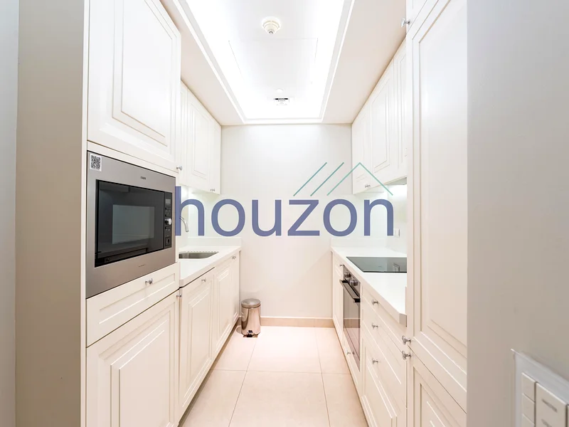Modern + Bright 2BR | Stunning View  | Vacant63771424456194112