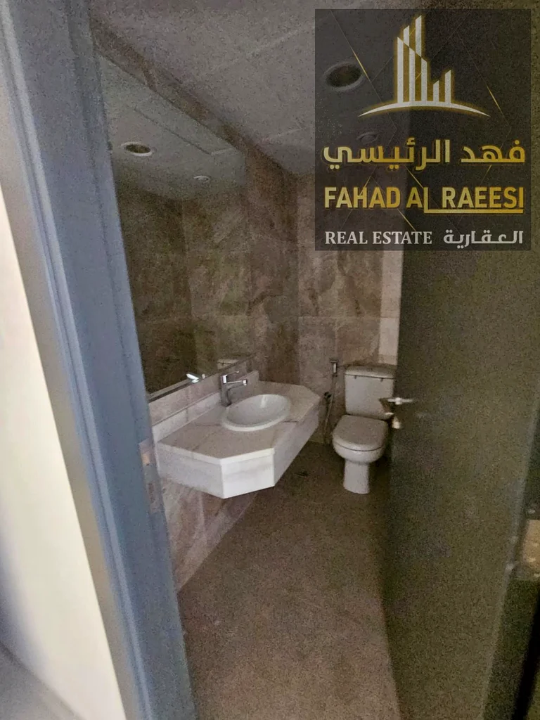 شقة غرفة نوم واحدة مع صالة وحمامين وشرفة للإيجار في العمرة، أول مستأجر63708325411714112