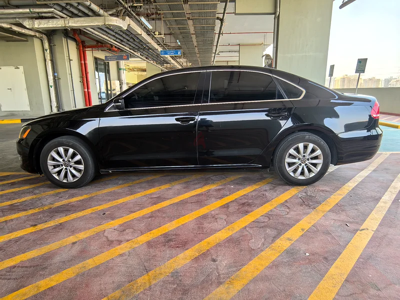 VOLKSWAGEN PASSAT SE, 2.5L,HIGH POWER,MINT CONDITION63700661944321113