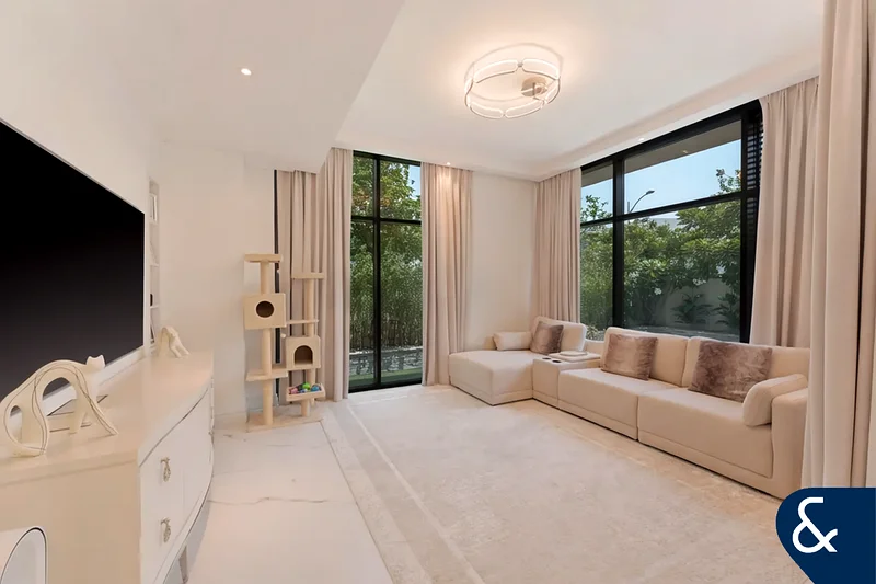 Fully Upgraded | Corner Plot | Independent63972758914561113