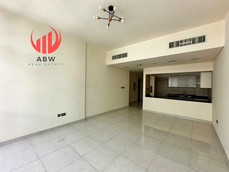 واسع | منزل دافئ | غير مفروش63804344105731113