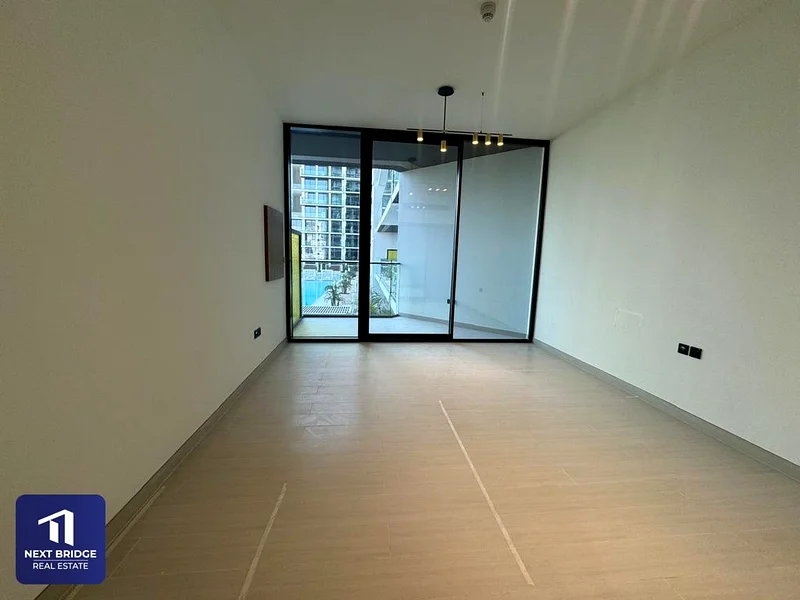 شقة ب studio | واسعة | موقع متميز63798927081985112