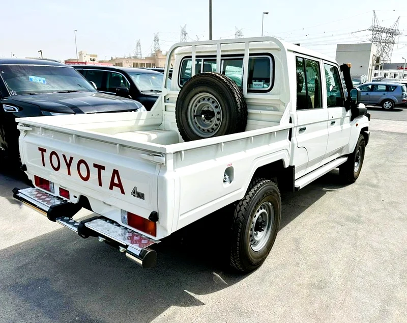 Toyota LC Pickup 4WD 2.8L 2025 AT DC DIFF LOCK Diesel (Export Only)63699048983299114