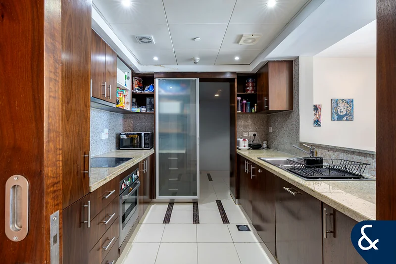 Marina View | Vacant | Large Layout | 2 Beds64039486987267111