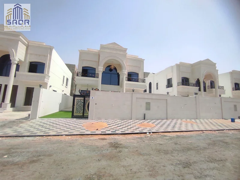 لا رسوم سنوية، فيلا كلاسيكية ملكية مع مسبح وتكييف مركزي63913328958083111