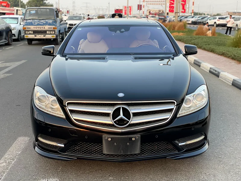 2011  -  مرسيدس بنز CL550 -  بلو إفيشينسي  -  حزمة أم جي  -  جلد بيج  -  حالة رائعة63699041949442111