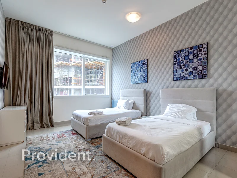 Canal And Partial Sea View | Corner | Vacant64036951720194112