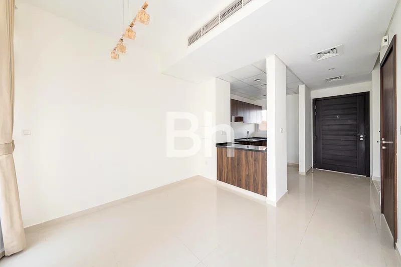 Unfurnished Spacious | New Property | Vacant63741251105539112