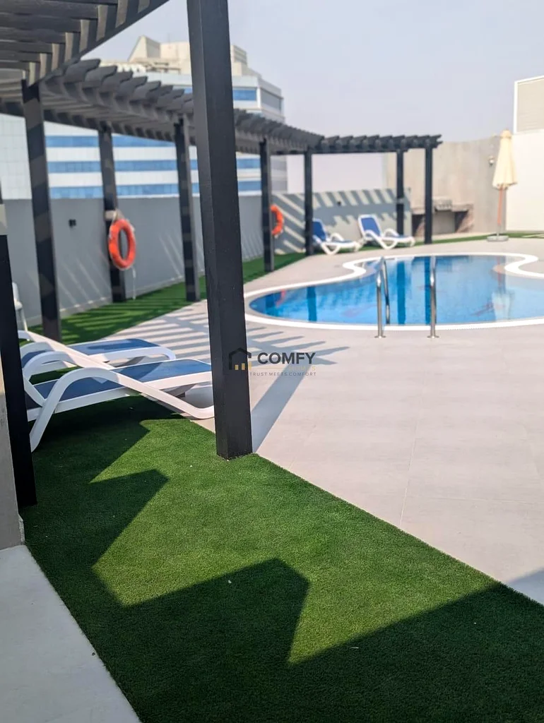 شقة فاخرة بغرفة نوم واحدة وبشرفة للبيع في موقع متميز في سيليكون أويسس63980380088833111