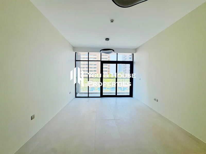 High Class Apartment I Brand New & Spacious I Close To Exit63784244306562110
