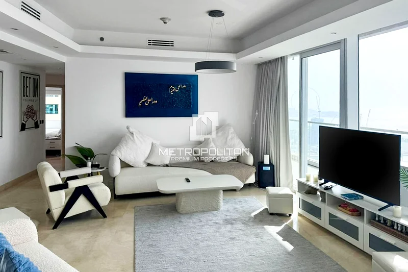 Full Sea Views | Upgraded | Furnished | Vacant64039606227970110