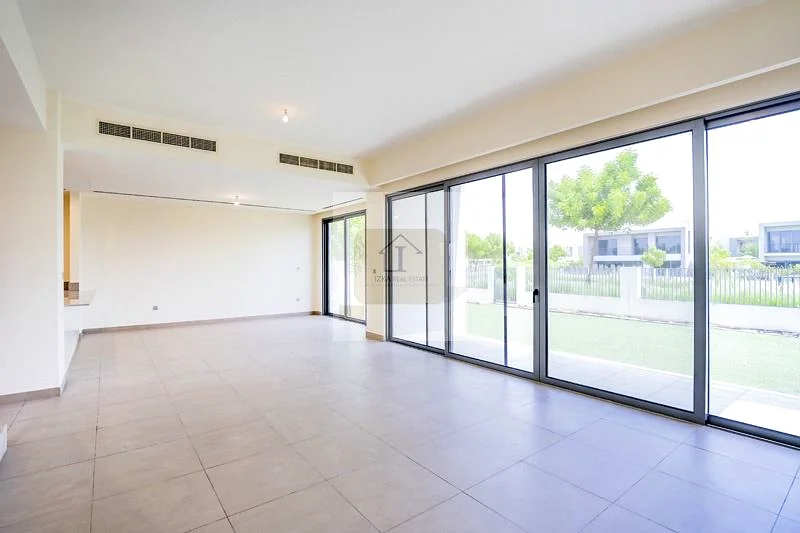 Multiple Units  || Community specialist ||   Prime location.64046332752514112