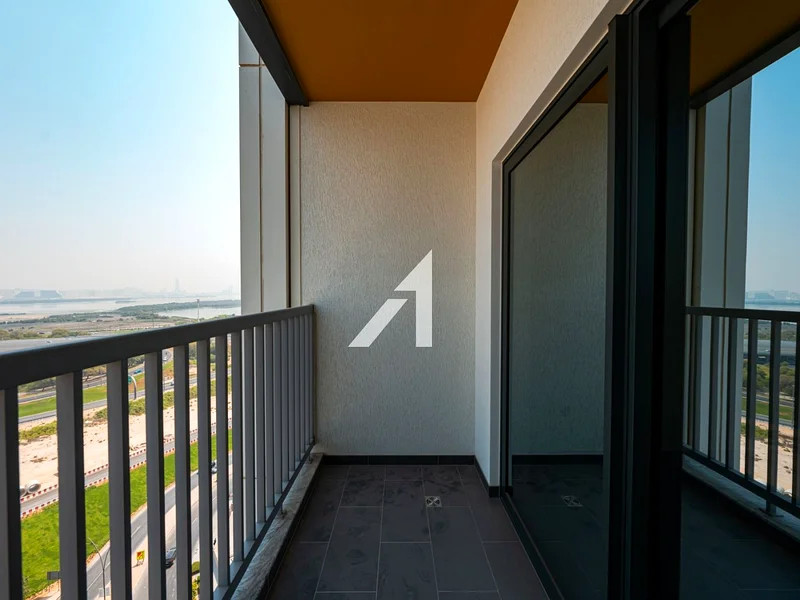 Panoramic Skyline Views|Brand New|Fully furnished63759461521795113