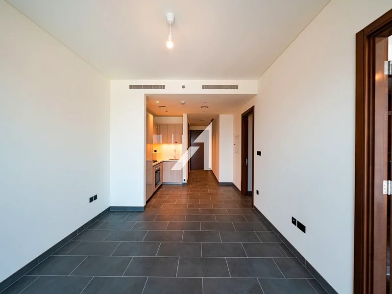 Panoramic Skyline Views|Brand New|Fully furnished63759461521795112