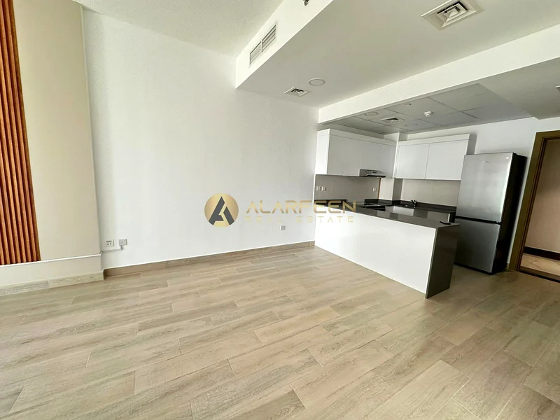 Open View | Prime Location | Ready To Move63781718486531112