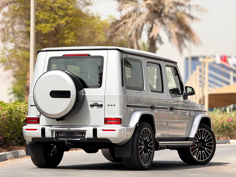 G 63 AMG / BRAND NEW / CARBON FIBER EDITION / FULL OPTION63700466891650111