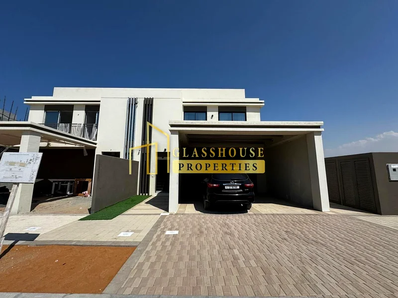 Luxury | Modern | Close to the Pool 3BR Falcon TH63860832125185111