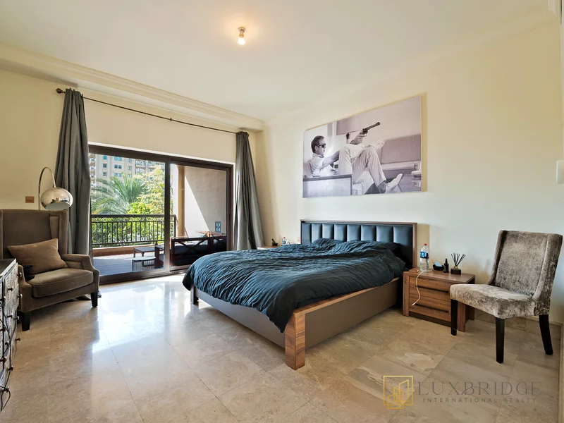 Pool View | Reduced Price| Vacant Soon64007911457667111