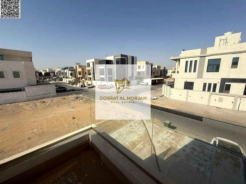 وحدة سكنية للإيجار في منطقة الياسمين، أول مستأجر جاهز للانتقال، 3 غرف نوم رئيسية، 5 حمامات، مطبخ رئيسي مجهز بالكامل، تكييف مركزي منفصل في جميع أنحاء الفيلا63718289088897111