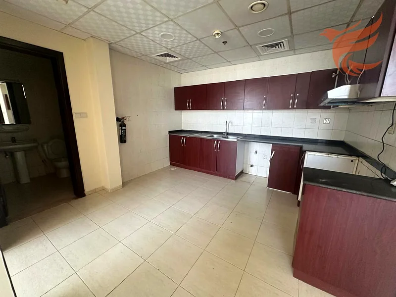 شقة من غرفة نوم واحدة مع مسبح مجاني ووقوف سيارات مغطى63813536979458112