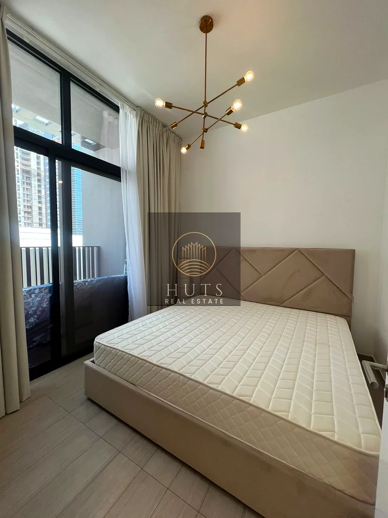 Furnished | Modern | Vacant Now | Sleek63788032587649112